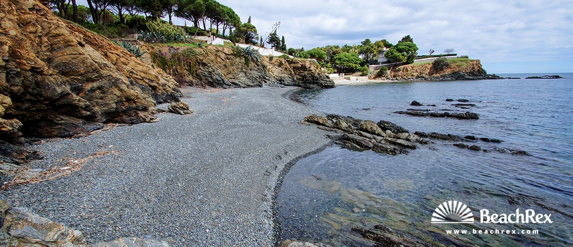 Spain - Comarques gironines -  Llanca - Beach de las Titarolites