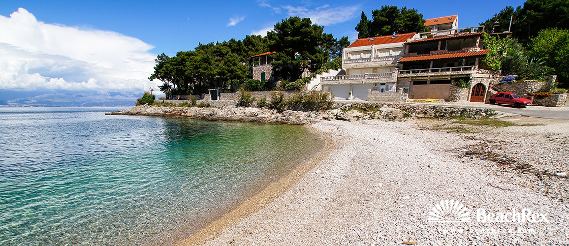Hrvatska - Dalmacija  Split - Otok Šolta -  Stomorska - Plaža Pelegrin
